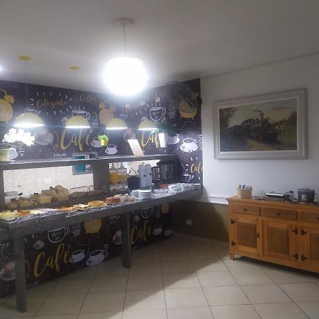 Hotel Dayse Santana de Parnaíba Kültér fotó
