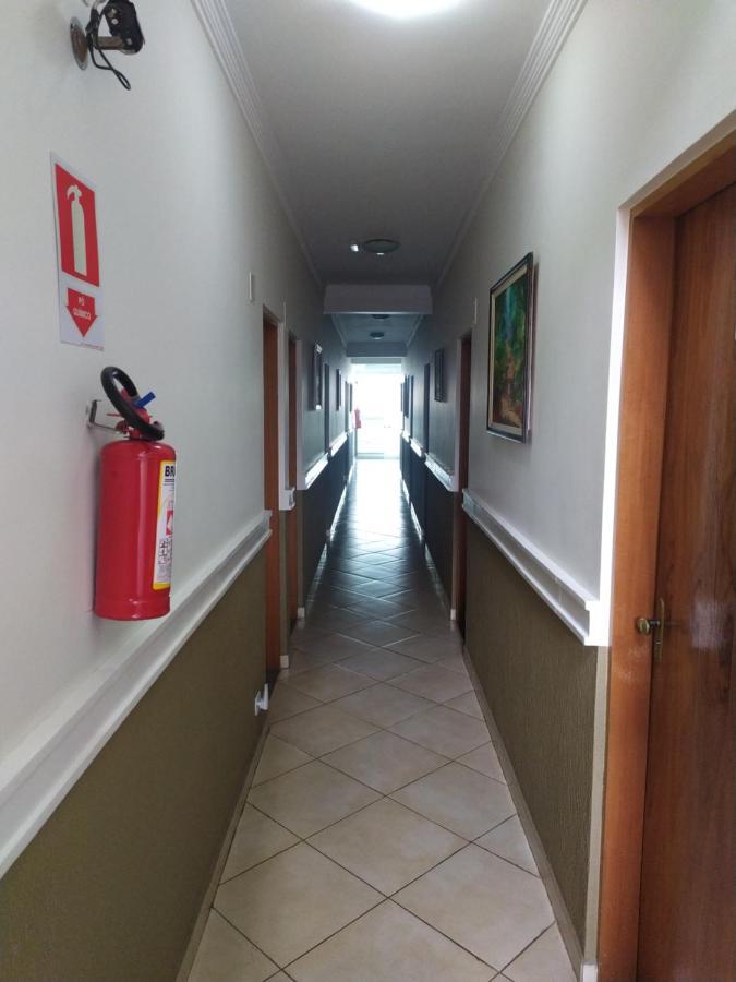 Hotel Dayse Santana de Parnaíba Kültér fotó